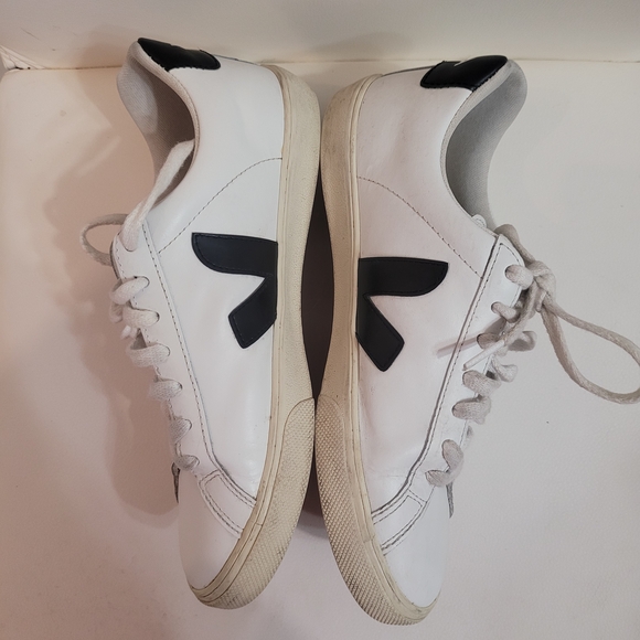 VEJA Esplar rubber-trimmed leather sneakers Size 38/7 - Picture 4 of 14